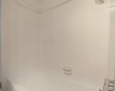 2900 Cole St - Photo Thumbnail 21