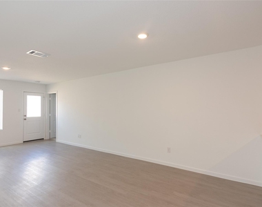 149 Starpacker Ln - Photo Thumbnail 8