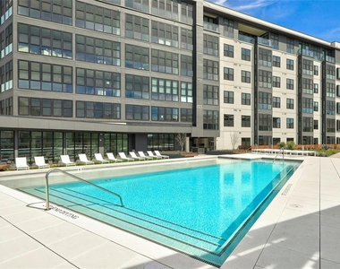 800 Embassy Dr - Photo Thumbnail 24