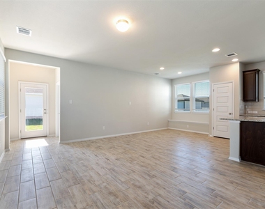 220 Fabion St - Photo Thumbnail 13