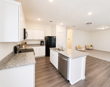 160 Light Timber Rd - Photo Thumbnail 3
