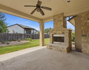 70 Santa Maria St - Photo Thumbnail 16