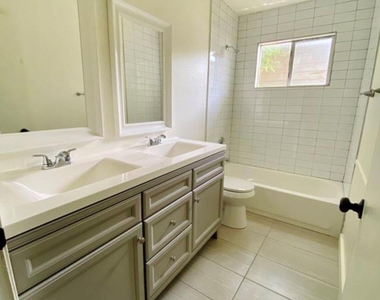 6109 Glen Meadow Dr - Photo Thumbnail 6