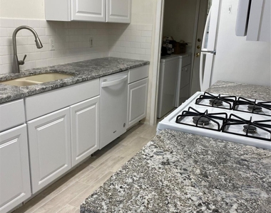 12412 Deer Falls Dr - Photo Thumbnail 7