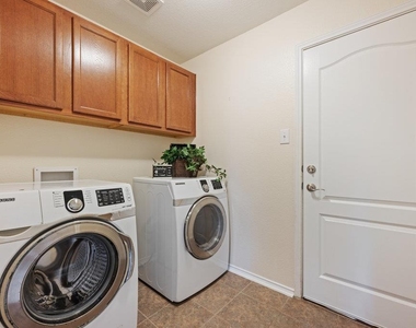 1001 Bethel Way - Photo Thumbnail 27