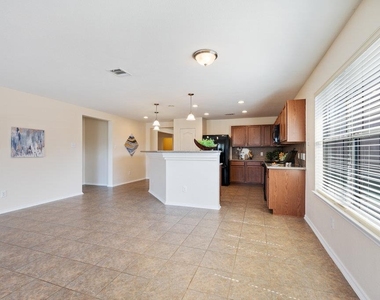 1001 Bethel Way - Photo Thumbnail 9