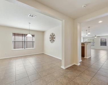 1001 Bethel Way - Photo Thumbnail 5