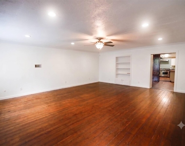 1125 San Augustine Dr - Photo Thumbnail 3