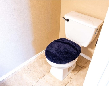 1608 Diana Dr - Photo Thumbnail 33