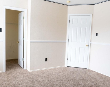 1608 Diana Dr - Photo Thumbnail 21