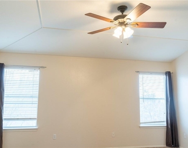 1608 Diana Dr - Photo Thumbnail 14