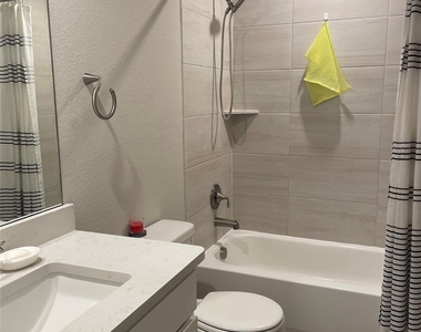 104 Greenspire Downs Dr - Photo Thumbnail 9