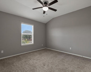 108 Quarry Ln - Photo Thumbnail 28