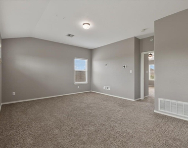 108 Quarry Ln - Photo Thumbnail 15