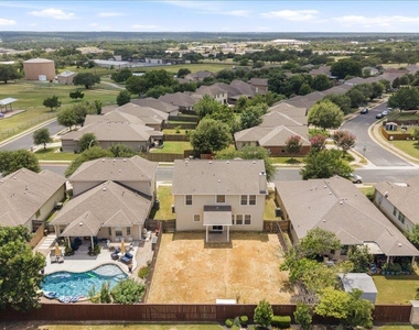 108 Quarry Ln - Photo Thumbnail 34