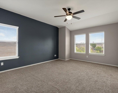 108 Quarry Ln - Photo Thumbnail 17