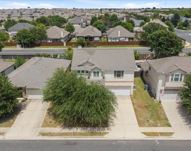 108 Quarry Ln - Photo Thumbnail 33