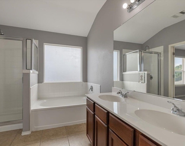 108 Quarry Ln - Photo Thumbnail 21