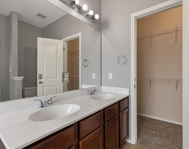 108 Quarry Ln - Photo Thumbnail 23