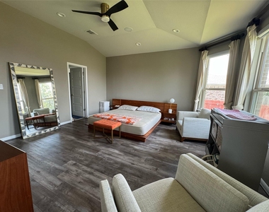 1529 Carlene Pruett St - Photo Thumbnail 20