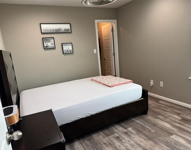 1529 Carlene Pruett St - Photo Thumbnail 10