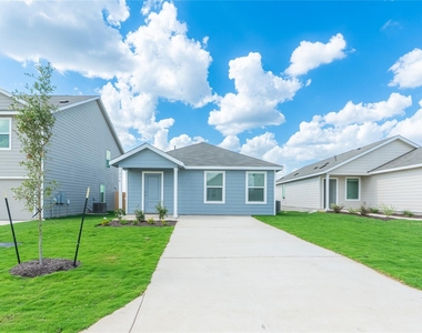 336 Cowpoke Dr - Photo Thumbnail 1
