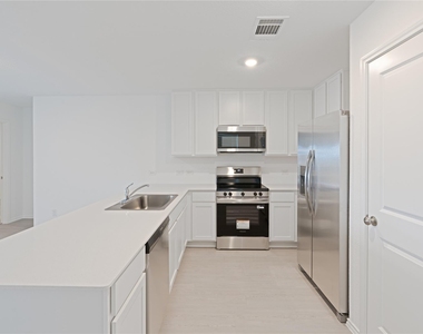 336 Cowpoke Dr - Photo Thumbnail 5