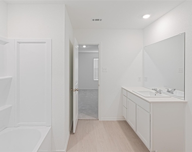 336 Cowpoke Dr - Photo Thumbnail 12