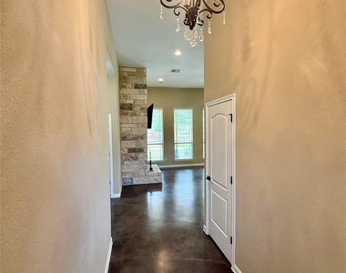 139 Kahalulu Dr - Photo Thumbnail 2
