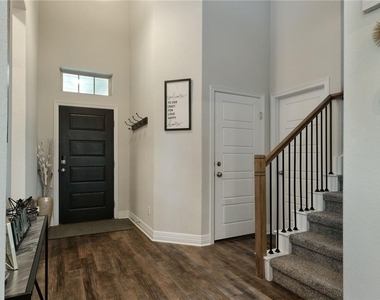 229 Bonnet Blvd - Photo Thumbnail 3