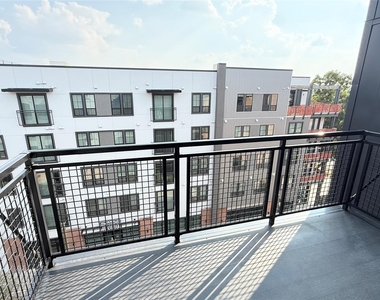 4315 S Congress Ave - Photo Thumbnail 13