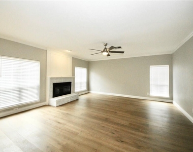 8910 Marybank Dr - Photo Thumbnail 4