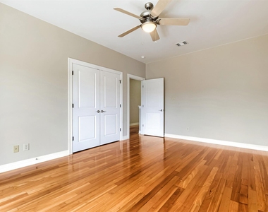 2506 Camden Park - Photo Thumbnail 23