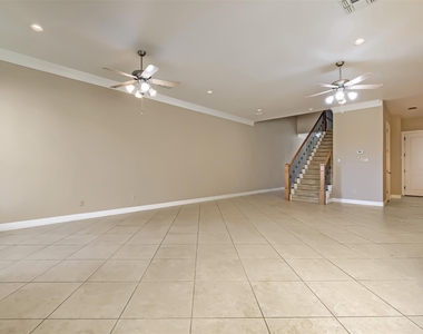 2506 Camden Park - Photo Thumbnail 14