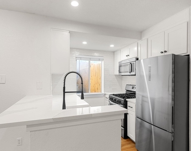 3601 Menchaca Rd - Photo Thumbnail 12