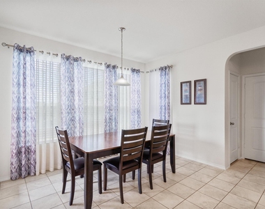 1208 Ravenside Cv - Photo Thumbnail 13