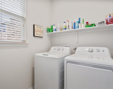 1208 Ravenside Cv - Photo Thumbnail 17