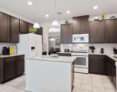 1208 Ravenside Cv - Photo Thumbnail 25