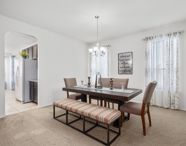 1208 Ravenside Cv - Photo Thumbnail 7