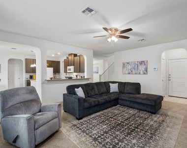 1208 Ravenside Cv - Photo Thumbnail 12