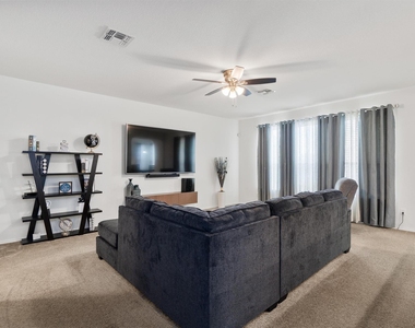 1208 Ravenside Cv - Photo Thumbnail 24
