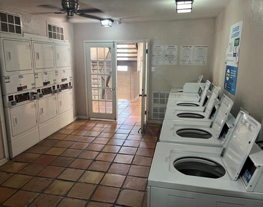 505 W 7th St - Photo Thumbnail 26