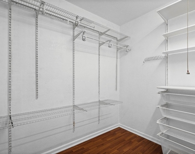 1504 Bridgeway Dr - Photo Thumbnail 19