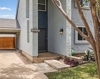 1504 Bridgeway Dr - Photo Thumbnail 1