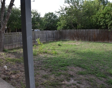 11300 Dimmit St - Photo Thumbnail 21
