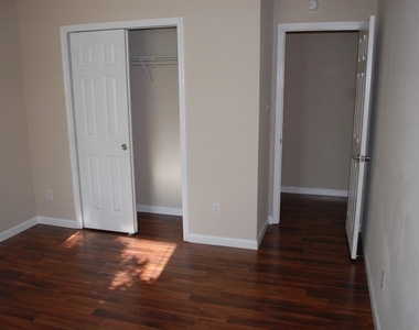 11300 Dimmit St - Photo Thumbnail 18