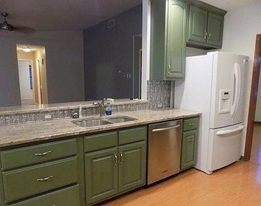 509 Meadowbrook Dr - Photo Thumbnail 4