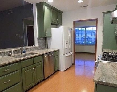 509 Meadowbrook Dr - Photo Thumbnail 8