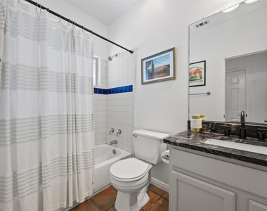 1511 E 13th St - Photo Thumbnail 16
