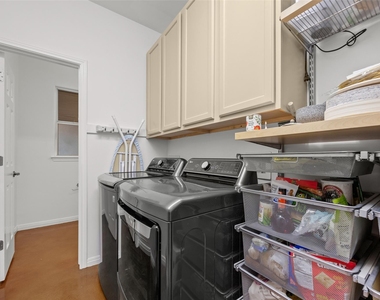 1511 E 13th St - Photo Thumbnail 18